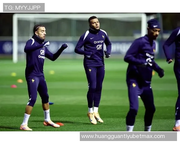 德尚透露姆巴佩脚踝炎症未愈已归皇马谢尔基仍需提升空间